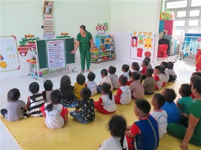 Gia sư lớp lá - Gia sư tiền tiểu học